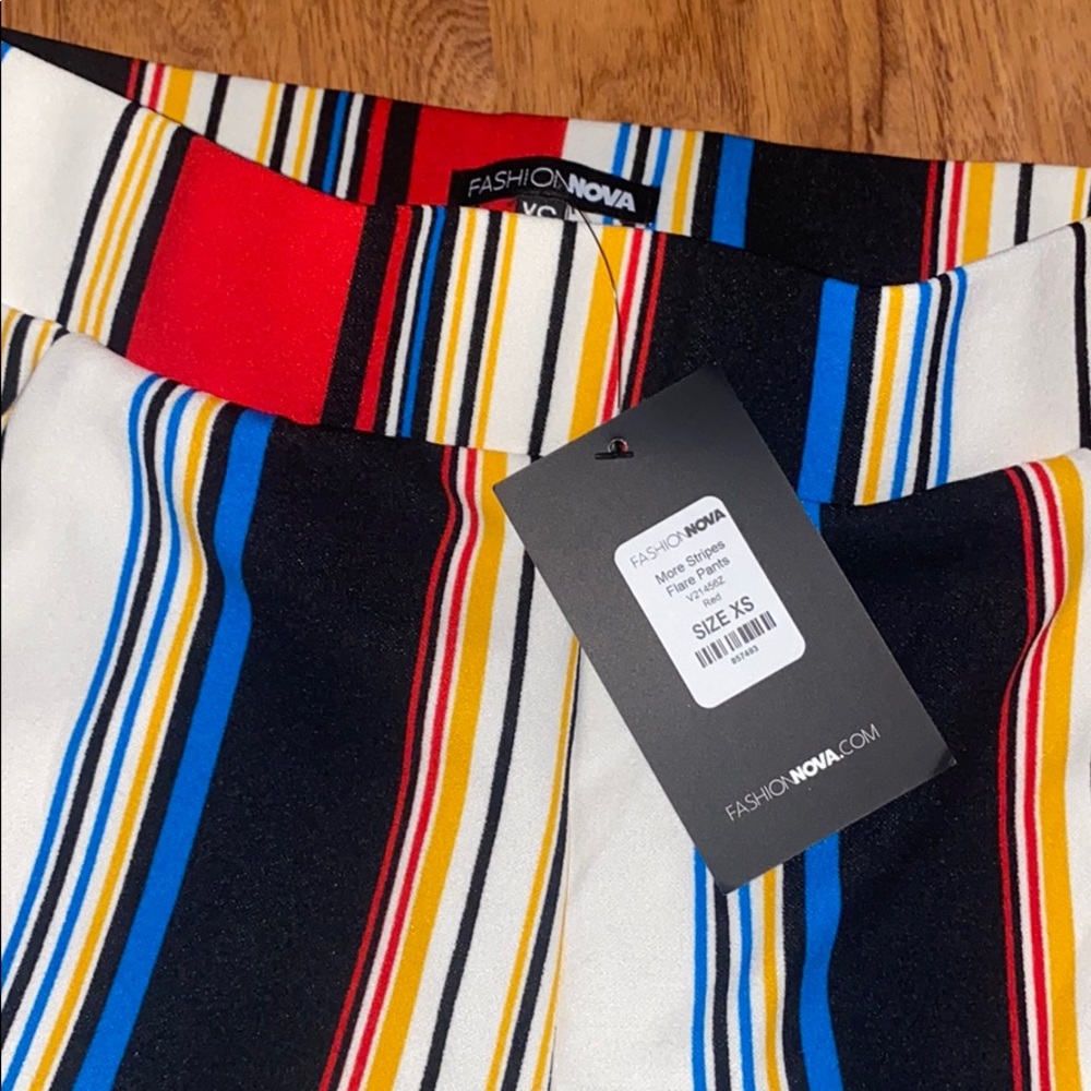 Fashion nova pants with pockets